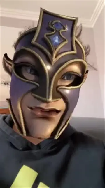 Masque bizarre 